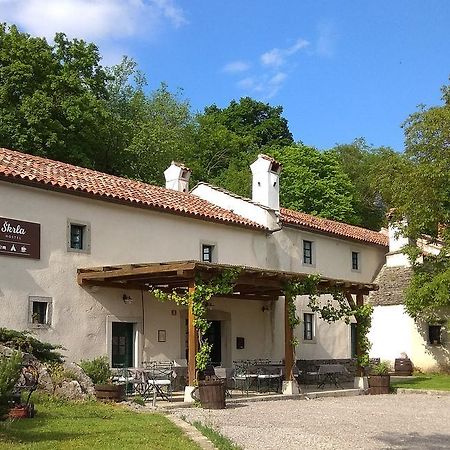 Hostel Škrla Divača Buitenkant foto