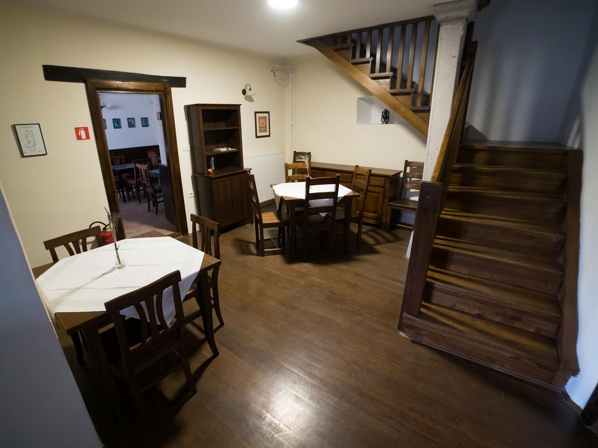 Hostel Škrla Divača Buitenkant foto